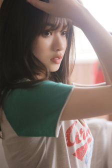 《睡美人》完整版在线观看